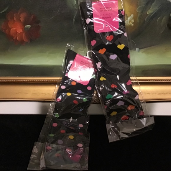 2 NWT Hwa Yu Women Hearts and Polka Dots KNEE HIGH Thigh High Socks 9-11 - Picture 2 of 2